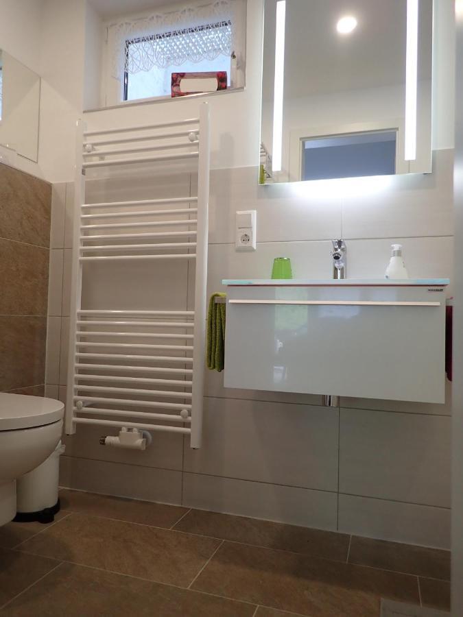 Kleines Moselchalet โคเคห์ม ภายนอก รูปภาพ
